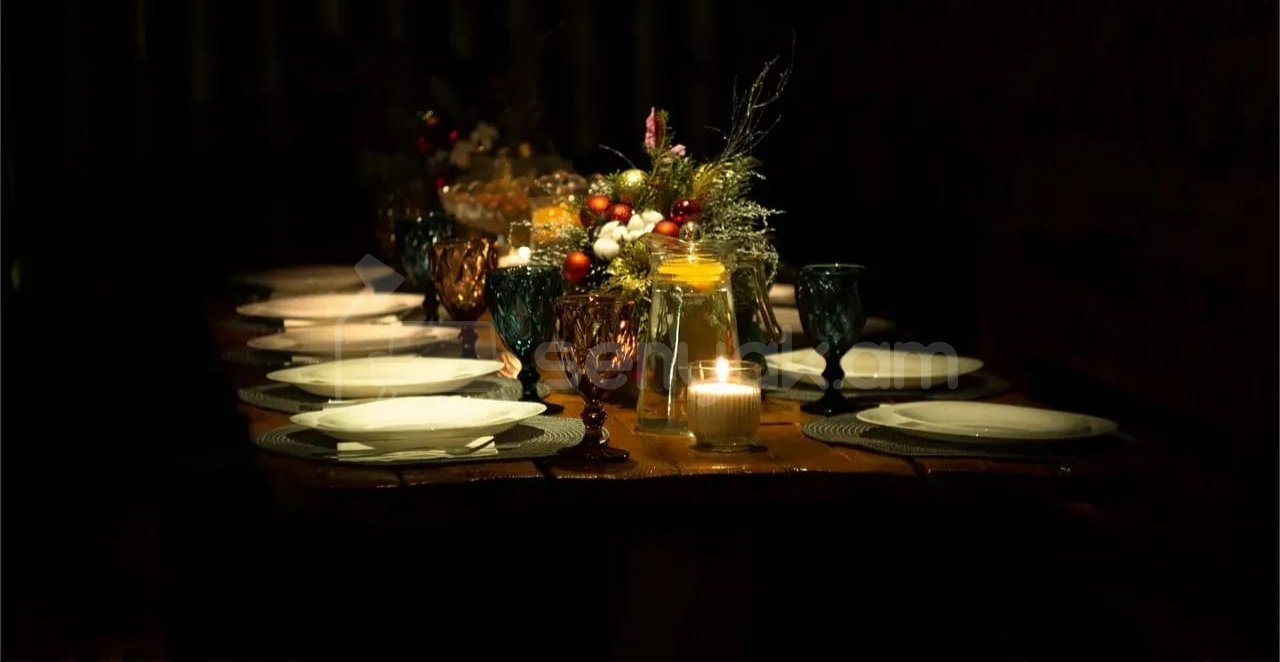 7 Սենյականոց Շքեղ Առանձնատուն, 200քմ, Լողավազանով