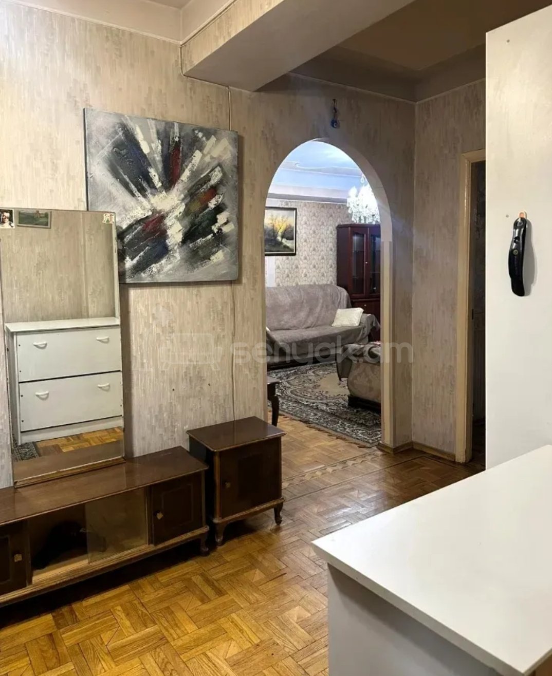 3 Սենյականոց Բնակարան, 110քմ, 14/16 հարկ, Նորմալ Վիճակում, Կահավորված