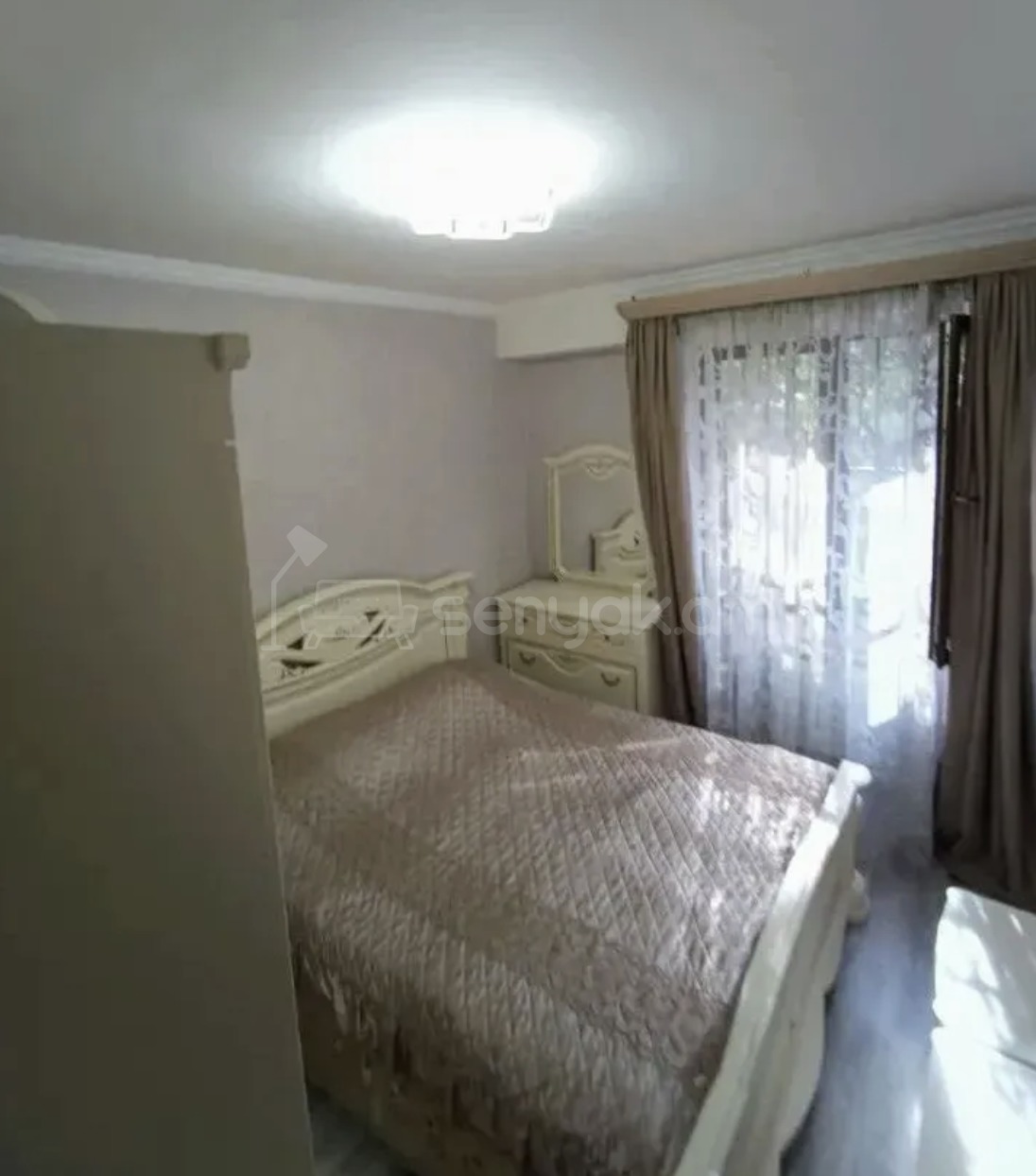 3 Սենյականոց Բնակարան Քարե Շենքում, 69քմ, 1/14 հարկ, Նորմալ Վիճակում