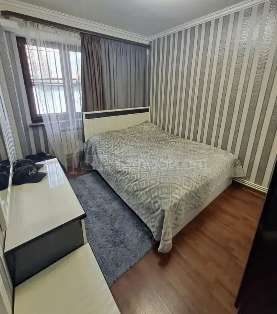 3 Սենյականոց Բնակարան Քարե Շենքում, 69քմ, 1/14 հարկ, Նորմալ Վիճակում