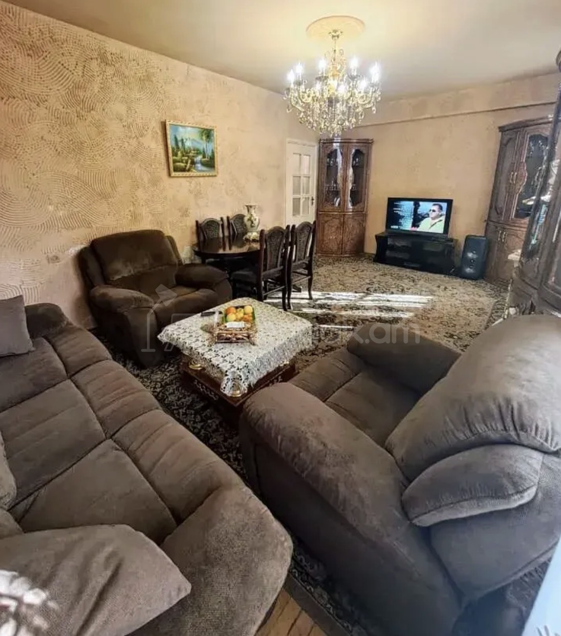 3 Սենյականոց Բնակարան Քարե Շենքում, 69քմ, 1/14 հարկ, Նորմալ Վիճակում