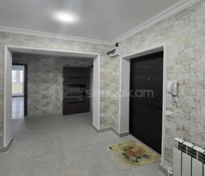 3 Սենյականոց Բնակարան, 90քմ, 6/8 հարկ, Կապիտալ Վերանորոգված, Մասամբ Կահավորված, Արևկող