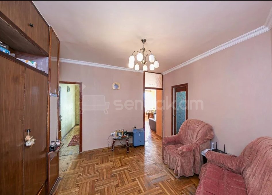 3 Սենյականոց Բնակարան, 94քմ, 12/16 հարկ, Նորմալ Վիճակում, Կահավորված