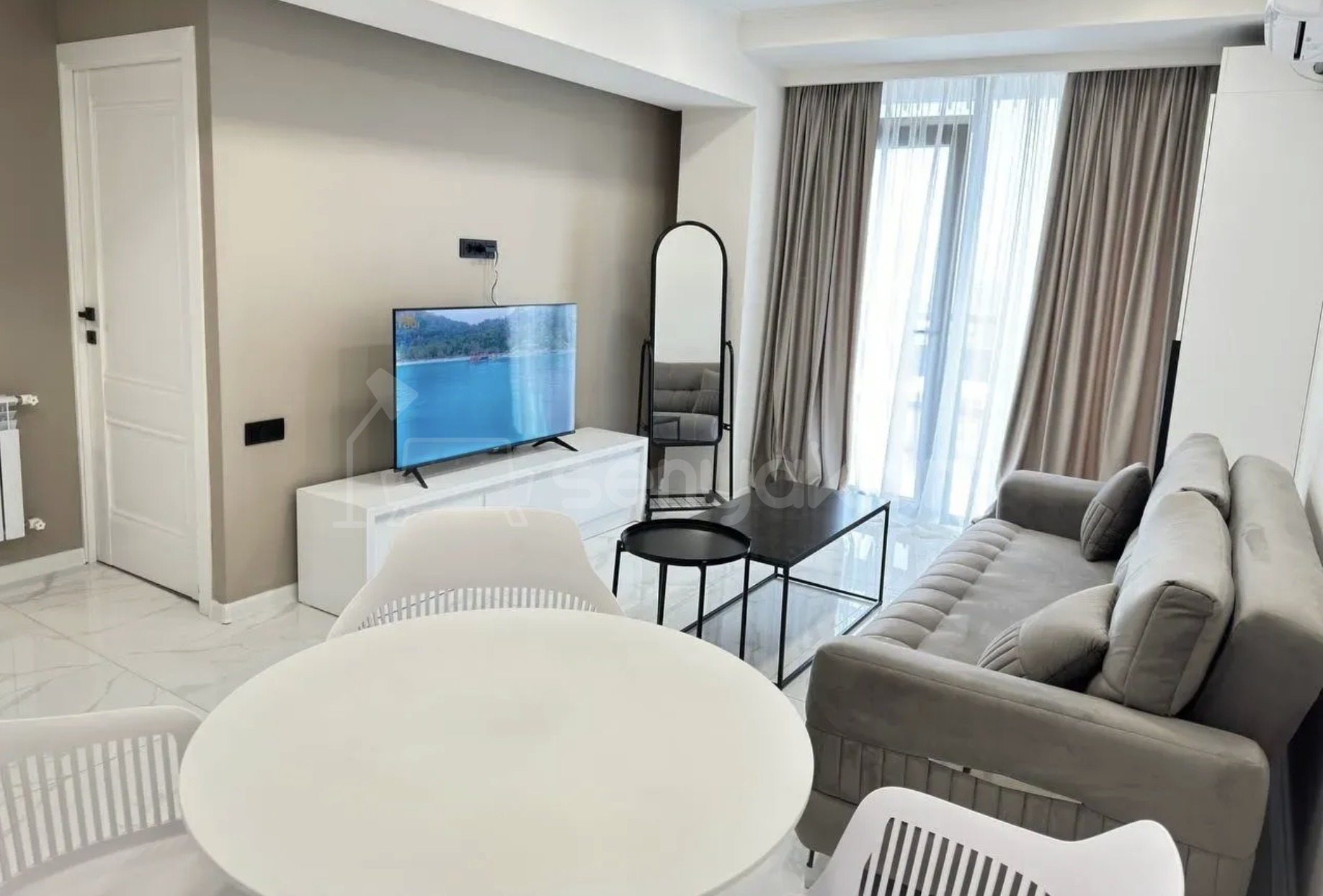 2 Սենյականոց Բնակարան, 47քմ, 6/10 հարկ, Դիզայներական Վերանորոգված, Կահավորված