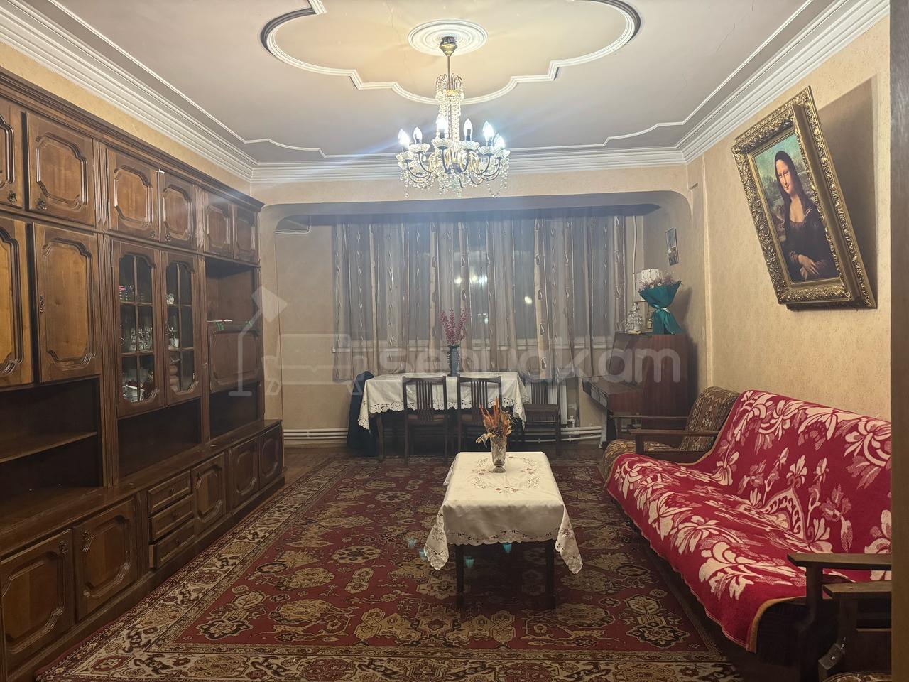 3 Սենյականոց Բնակարան, 95քմ, 1/9 հարկ, Կոսմետիկ Վերանորոգված