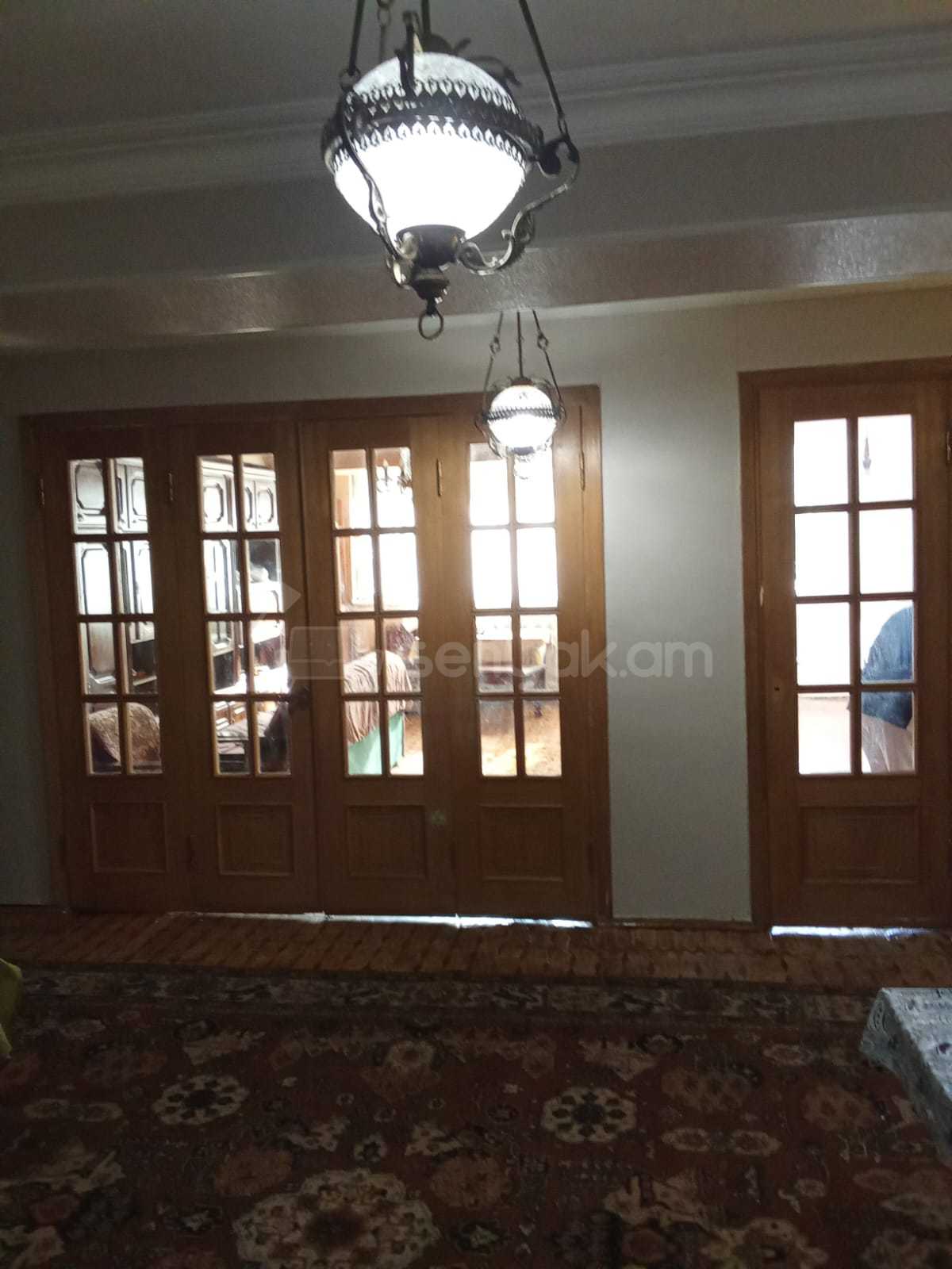 3 Սենյականոց Բնակարան, 95քմ, 1/9 հարկ, Կոսմետիկ Վերանորոգված