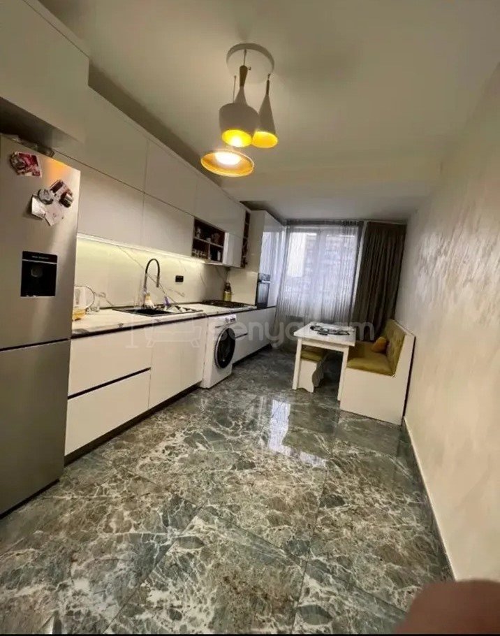 3 Սենյականոց Բնակարան, 80քմ, 6/10 հարկ, Կապիտալ Վերանորոգված