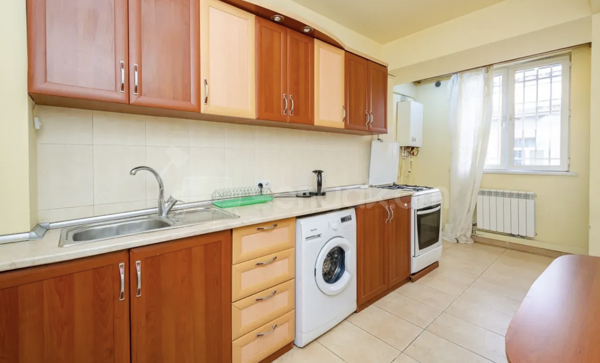 3 Սենյականոց Բնակարան, 96քմ, 4/16 հարկ, Կապիտալ Վերանորոգված, Կահավորված