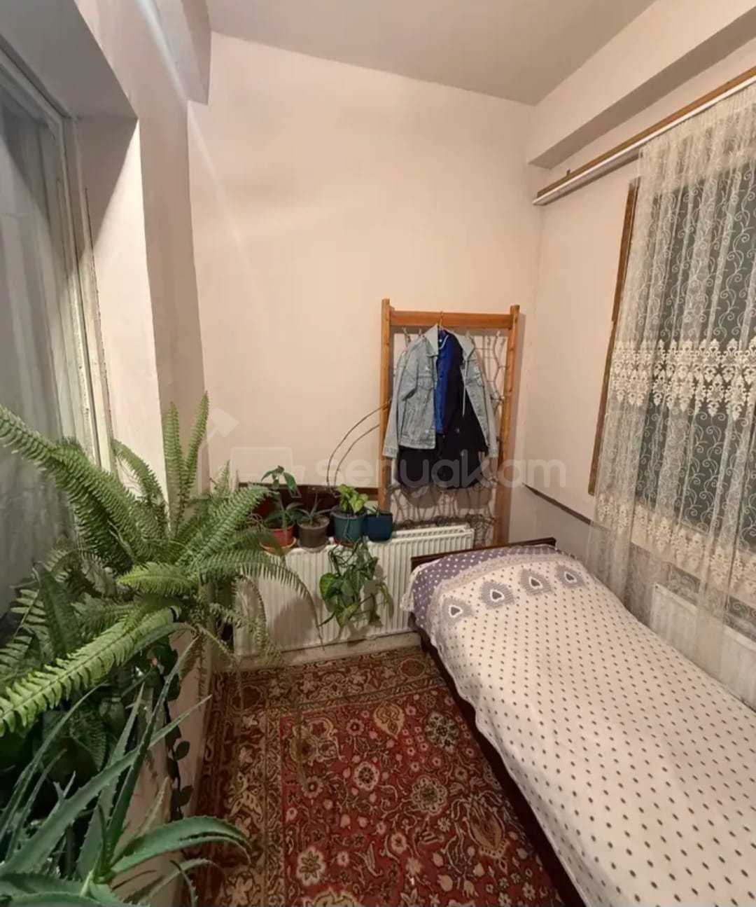 3 Սենյականոց Բնակարան, 78քմ, 5/9 հարկ, Նորմալ Վիճակում