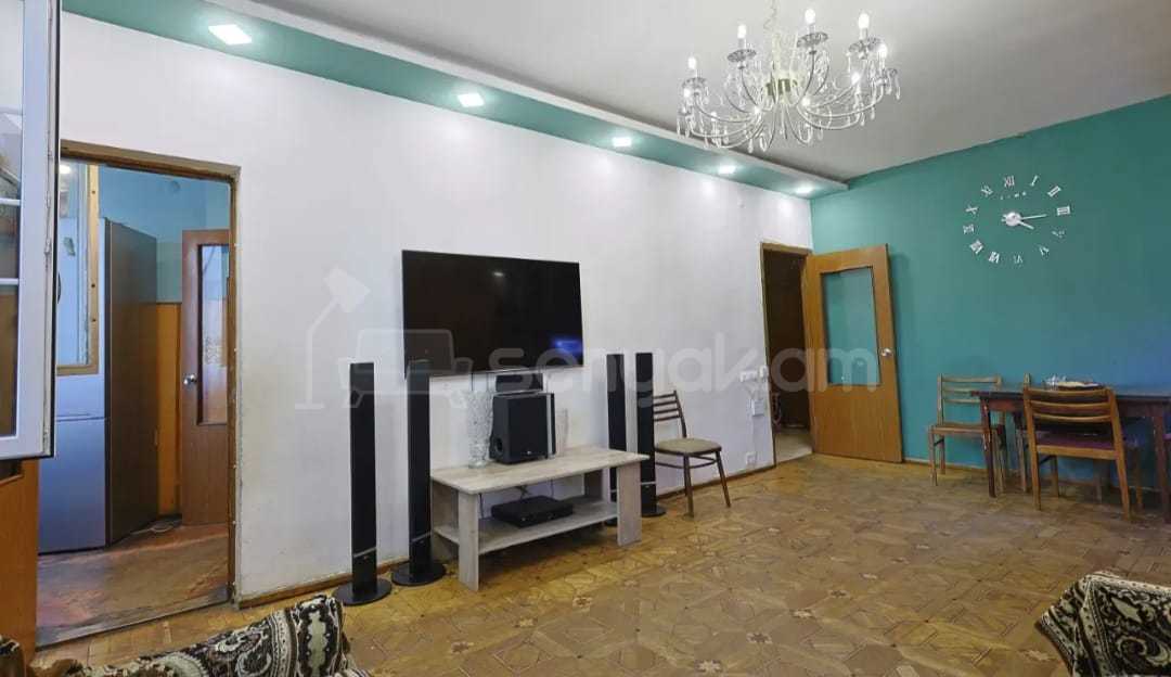 4 Սենյականոց Բնակարան, 87քմ, 2/12 հարկ, Նորմալ Վիճակում