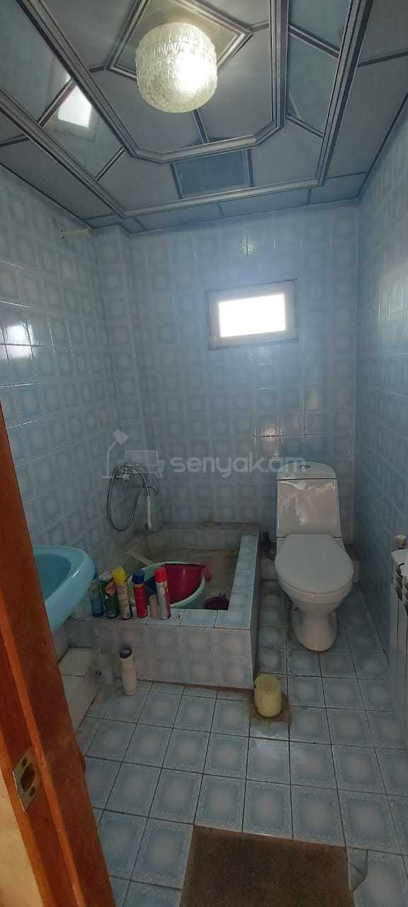 4 Սենյականոց Սեփական Տուն, 197քմ, Կոսմետիկ Վերանորոգված