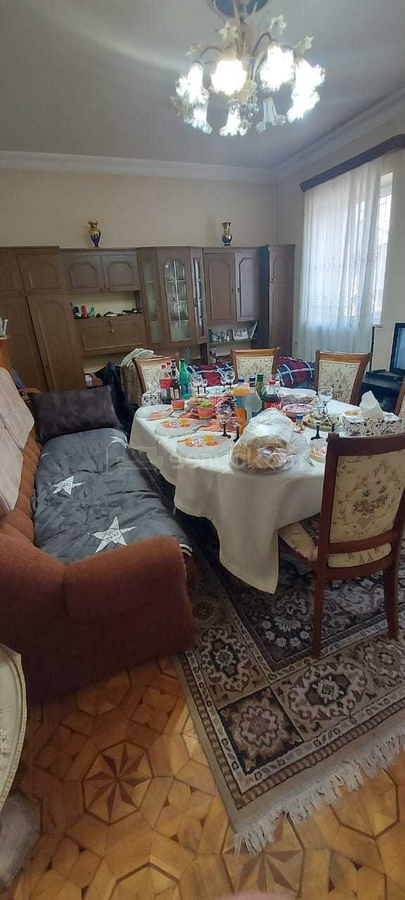 4 Սենյականոց Սեփական Տուն, 197քմ, Կոսմետիկ Վերանորոգված