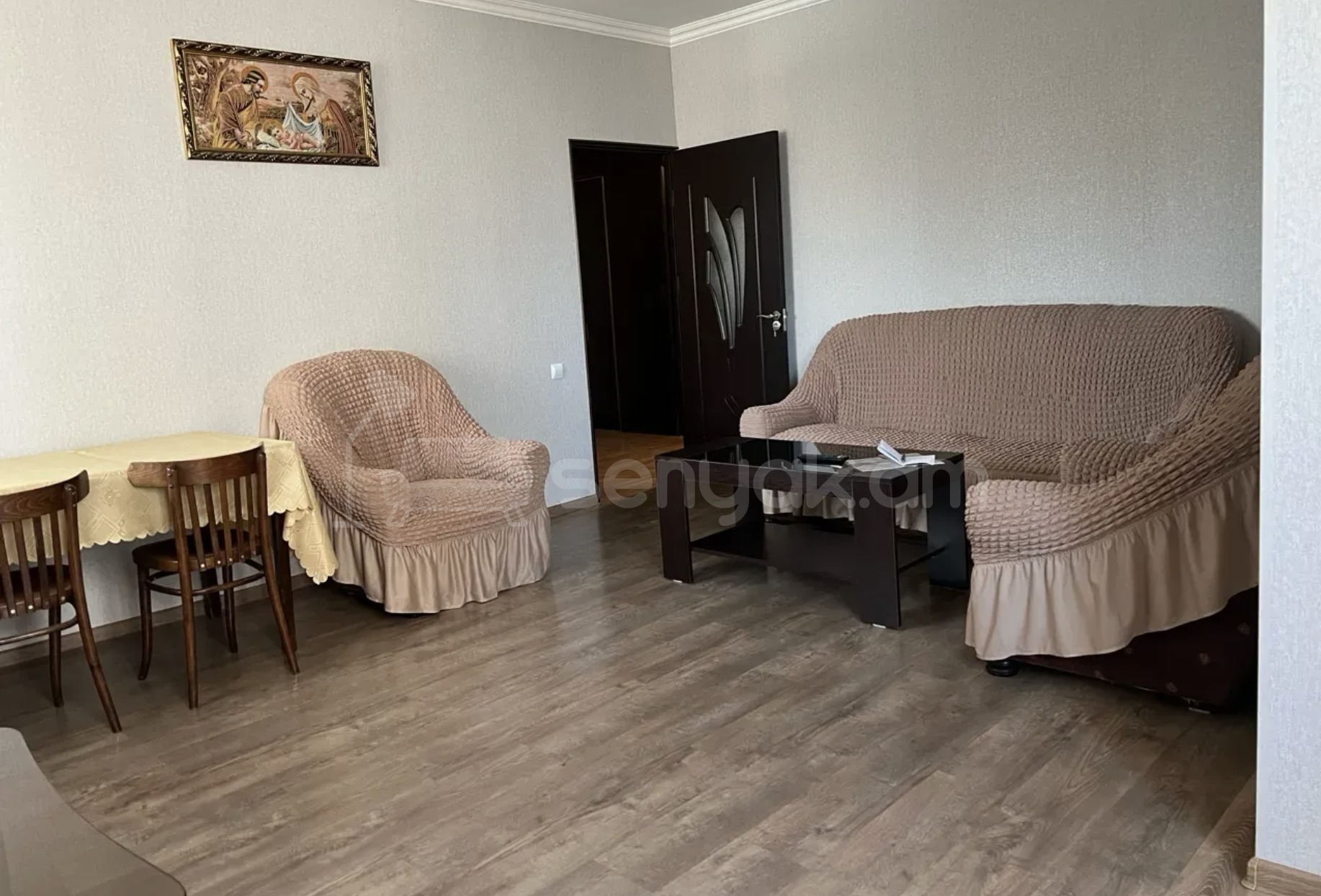 3 Սենյականոց Բնակարան, 84քմ, 5/15 հարկ, Կապիտալ Վերանորոգված, Կահավորված