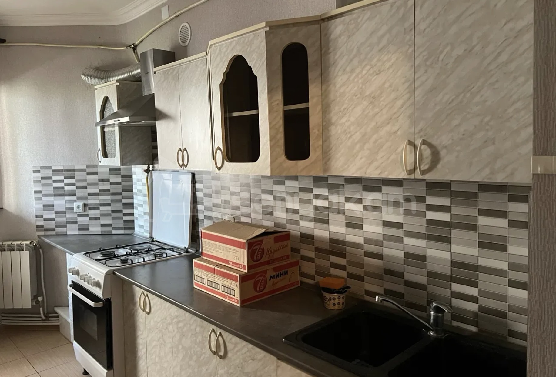 3 Սենյականոց Բնակարան, 84քմ, 5/15 հարկ, Կապիտալ Վերանորոգված, Կահավորված