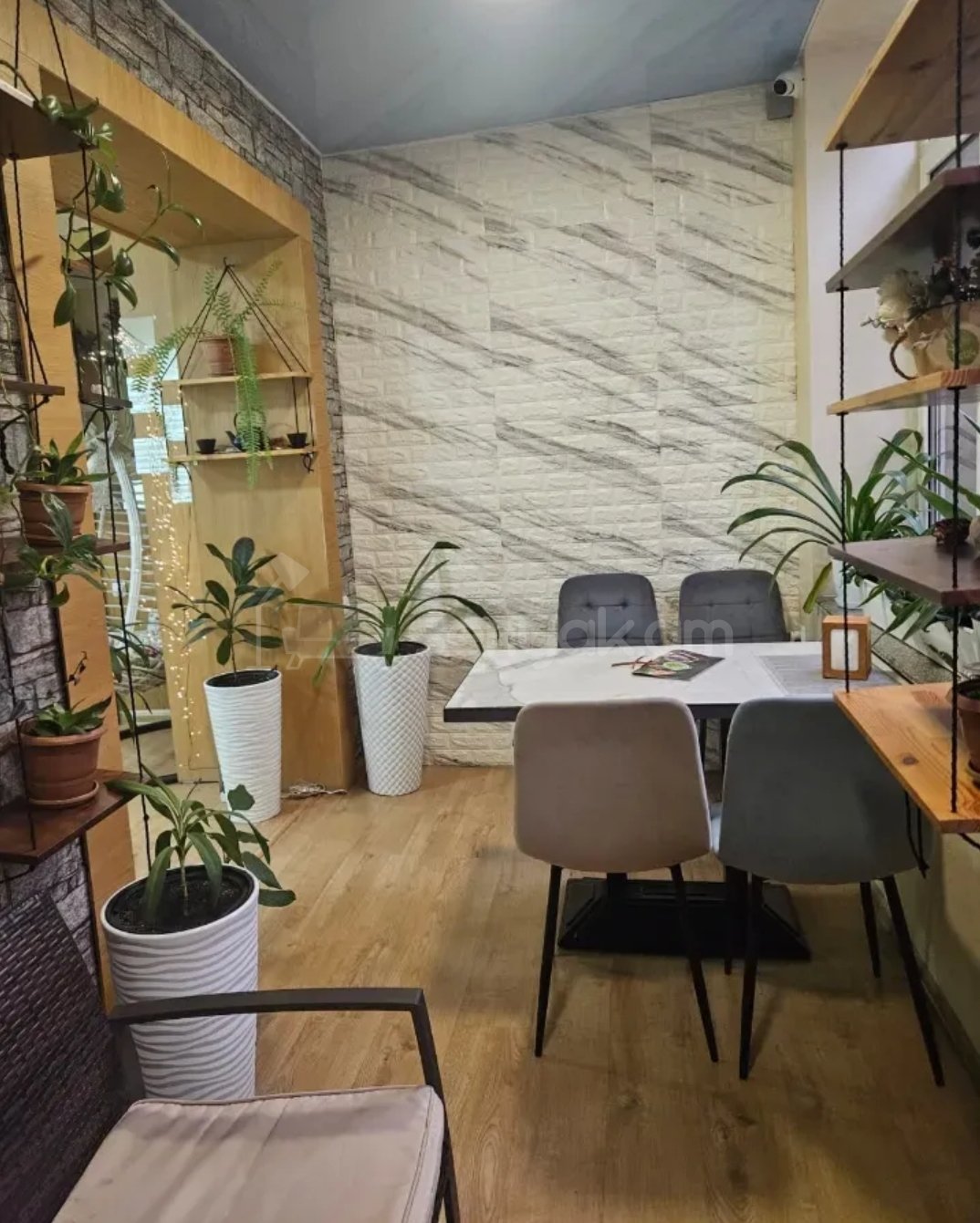 Կոմերցիոն Տարածք, 300քմ, Կապիտալ Վերանորոգված