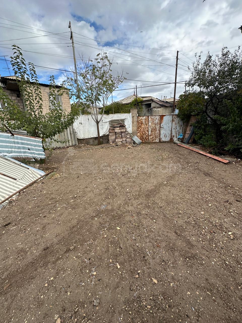 Բնակելի Նշանակության Հողատարածք, 7050քմ, Խմելու Ջրով, Էլեկտրականությամբ, Ցանկապատված