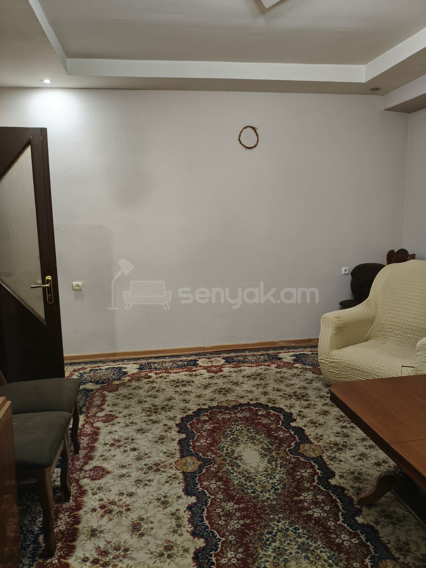 2 Սենյականոց Բնակարան Քարե Շենքում, 60քմ, 1/14 հարկ, Կապիտալ Վերանորոգված, Կահավորված