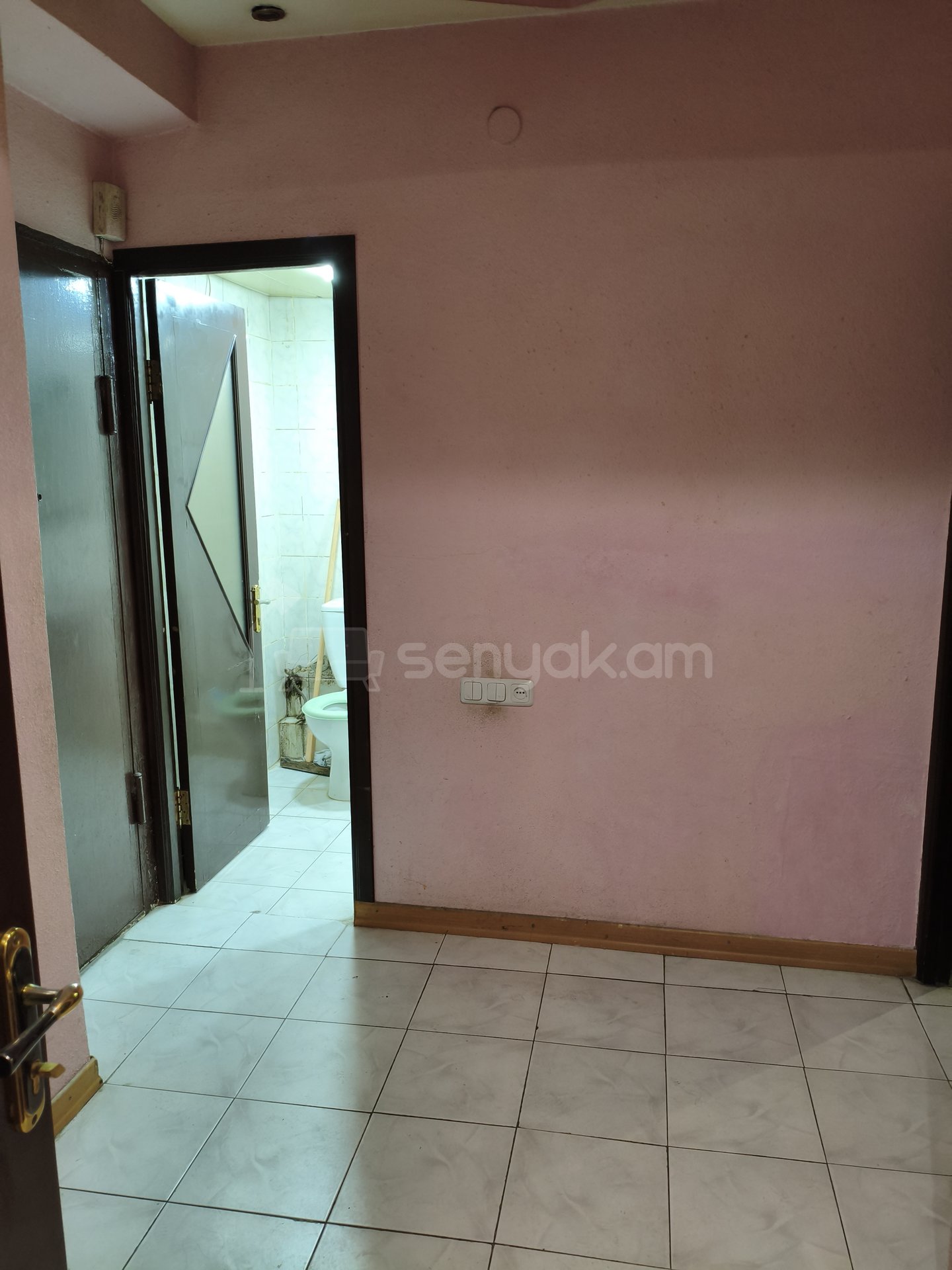 2 Սենյականոց Բնակարան Քարե Շենքում, 60քմ, 1/14 հարկ, Կապիտալ Վերանորոգված, Կահավորված