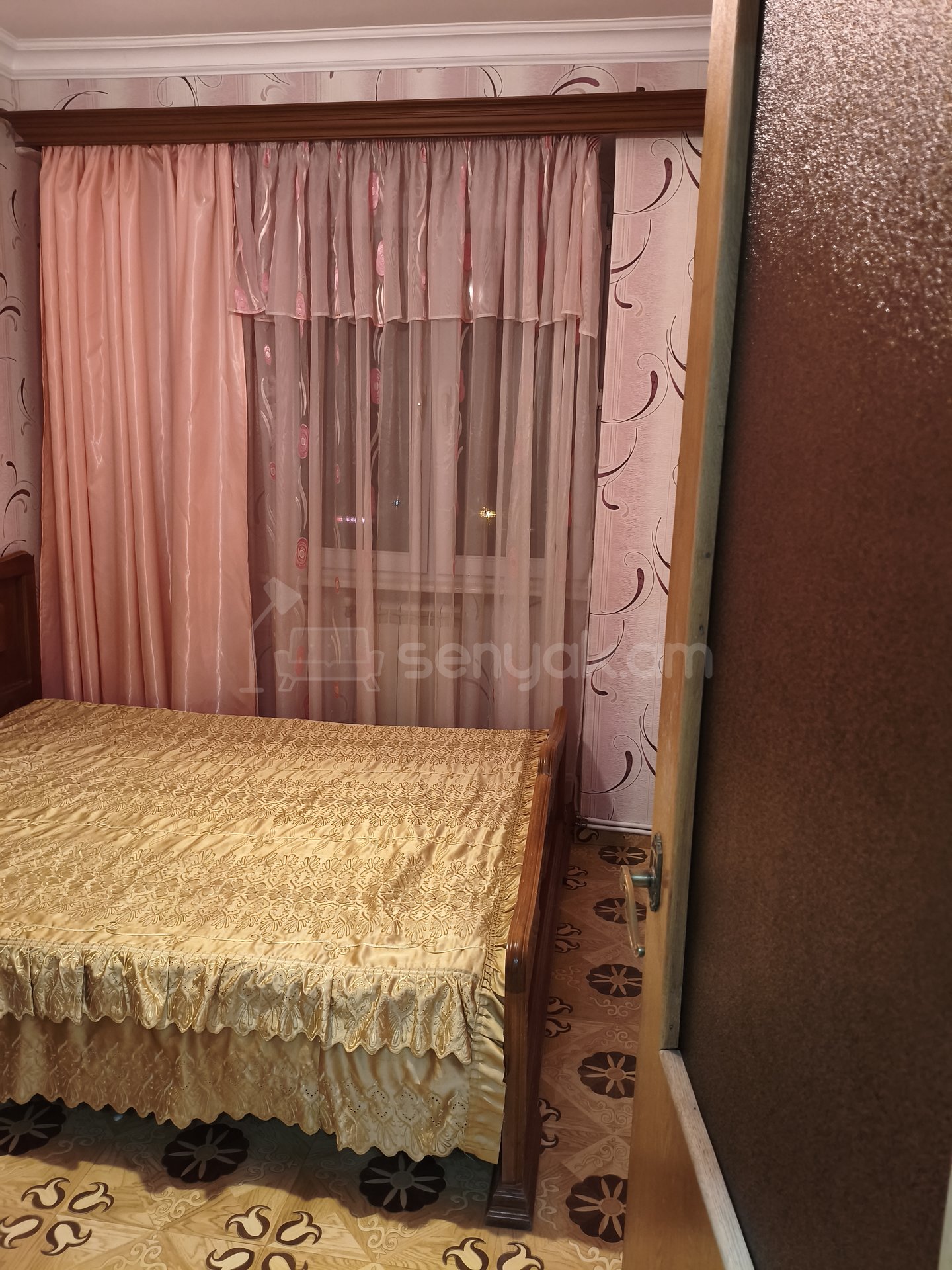 3 Սենյականոց Բնակարան, 78քմ, 9/9 հարկ, Նորմալ Վիճակում, Կահավորված, Արևկող