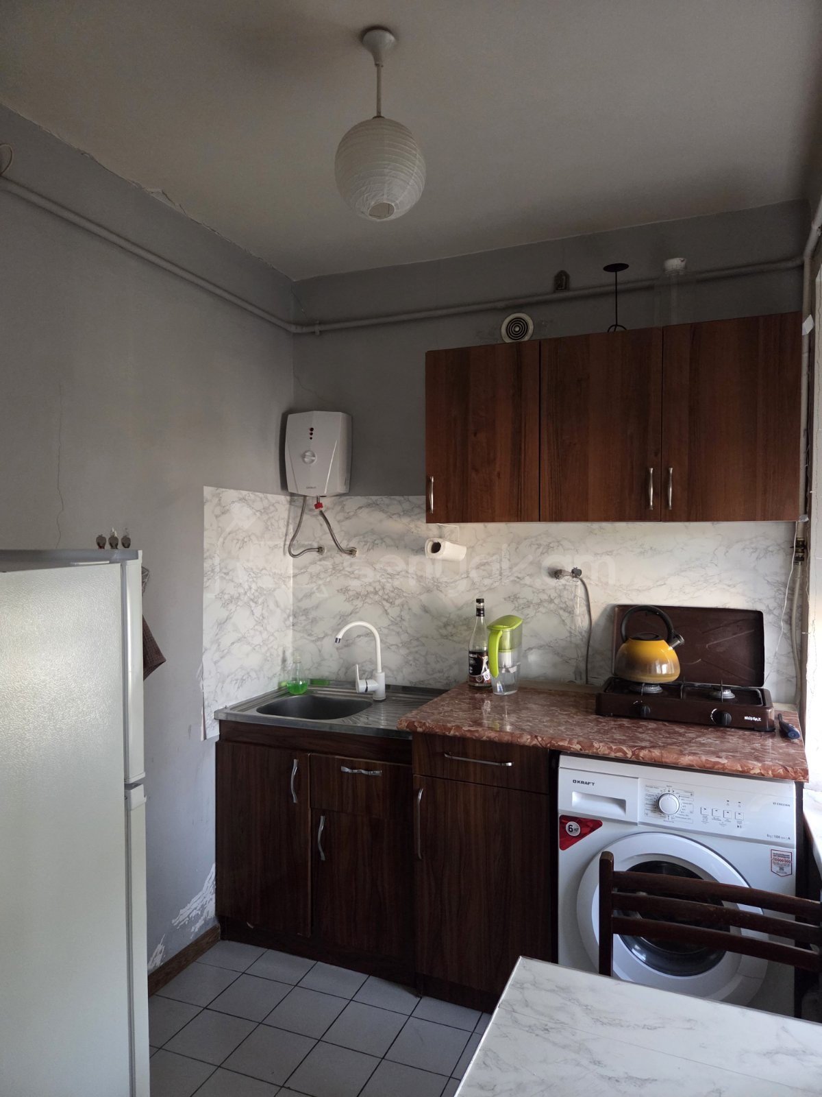 1 Սենյականոց Բնակարան Քարե Շենքում, 32քմ, 2/4 հարկ, Կոսմետիկ Վերանորոգված, Կահավորված, Արևկող