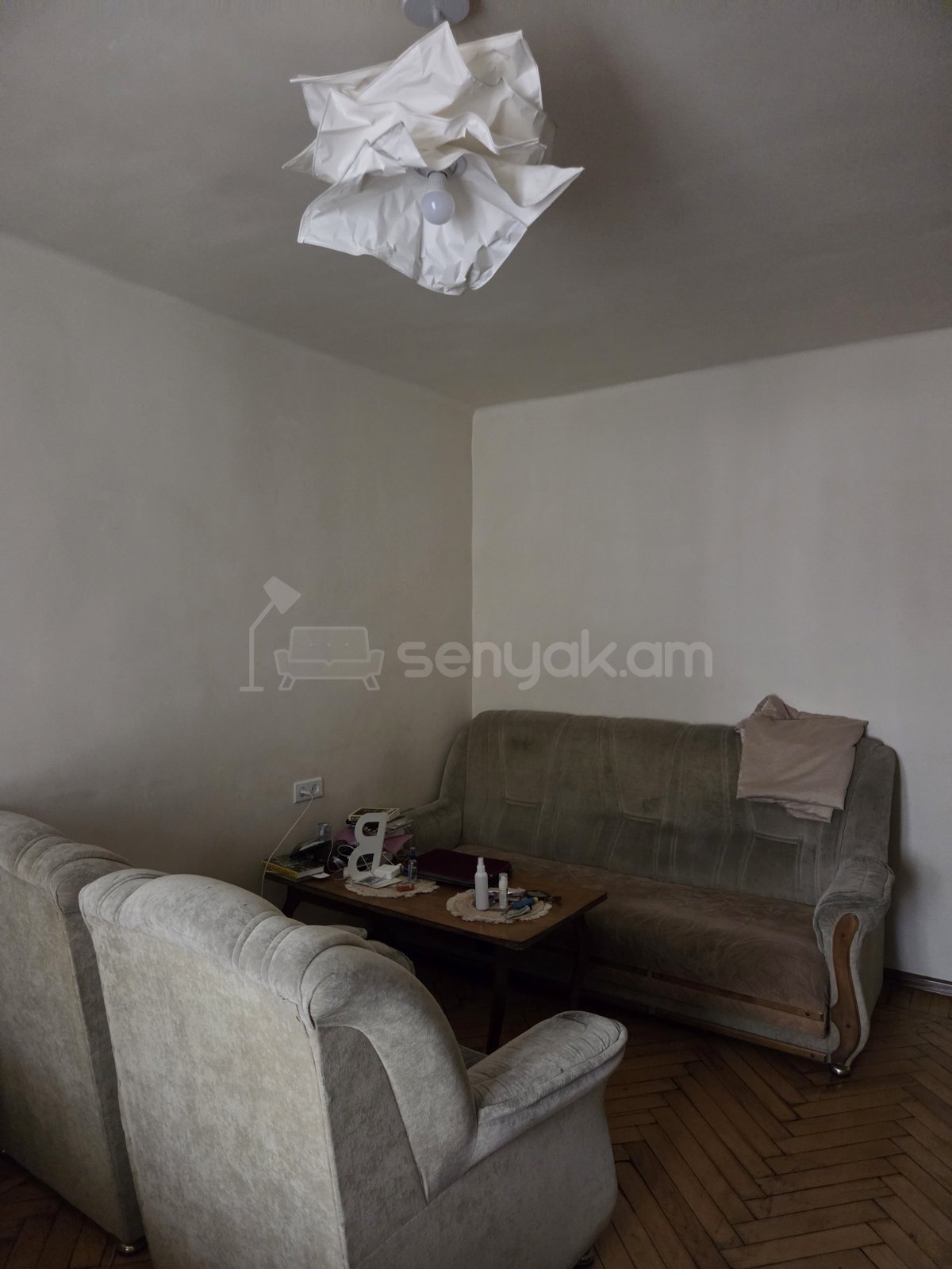 1 Սենյականոց Բնակարան Քարե Շենքում, 32քմ, 2/4 հարկ, Կոսմետիկ Վերանորոգված, Կահավորված, Արևկող