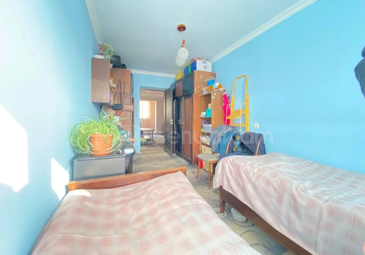 3 Սենյականոց Բնակարան, 75քմ, 2/4 հարկ, Կապիտալ Վերանորոգված