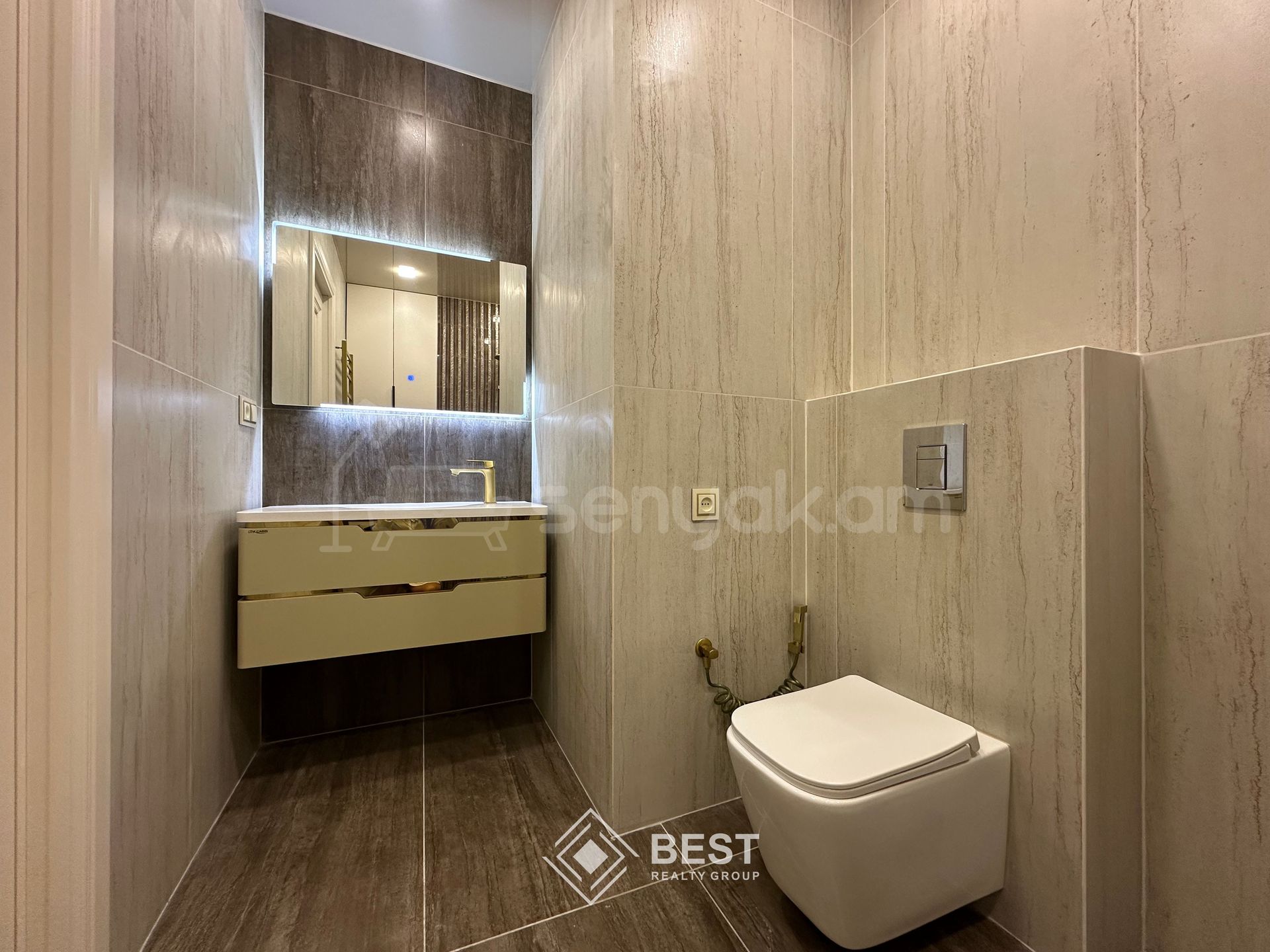 3 Սենյականոց Բնակարան Նորակառույցում, 78քմ, 6/15 հարկ, Դիզայներական Վերանորոգված, Կահավորված, Արևկող