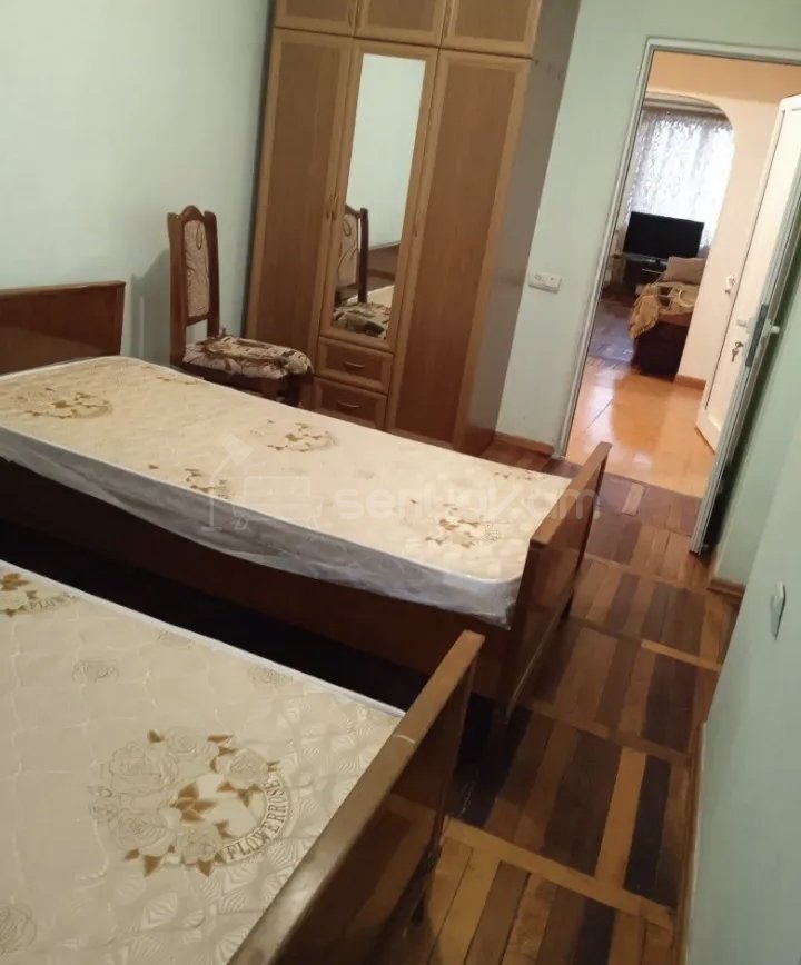 2 Սենյականոց Բնակարան, 62քմ, 5/9 հարկ, Նորմալ Վիճակում, Կահավորված, Արևկող