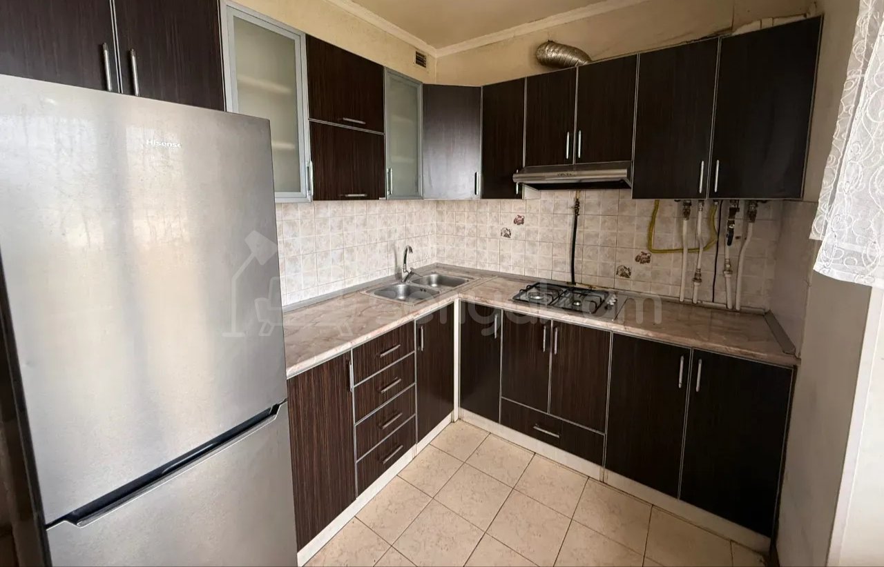 3 Սենյականոց Բնակարան Քարե Շենքում, 62քմ, 3/5 հարկ, Կապիտալ Վերանորոգված, Կահավորված, Արևկող