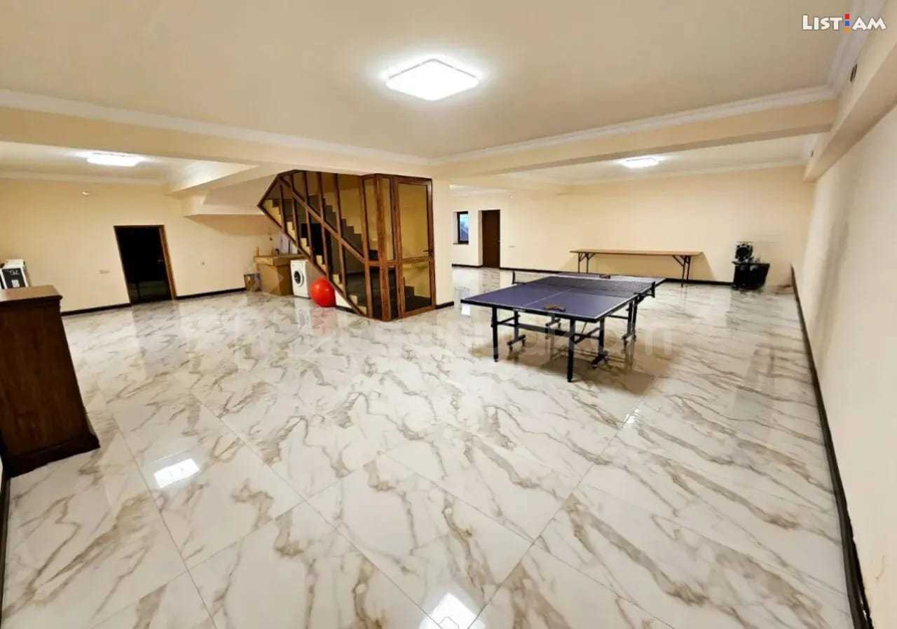 6 Սենյականոց Շքեղ Առանձնատուն, 250քմ, Լողավազանով