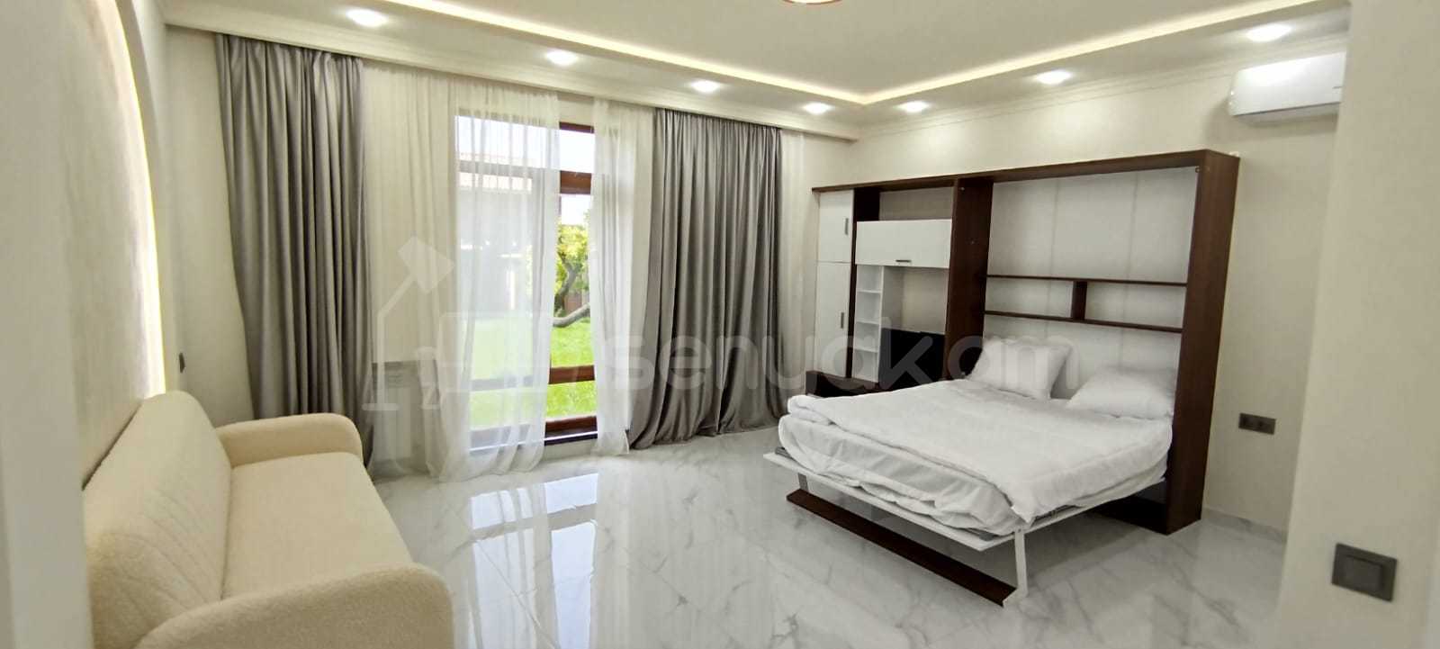 5 Սենյականոց Շքեղ Առանձնատուն, 300քմ, Լողավազանով