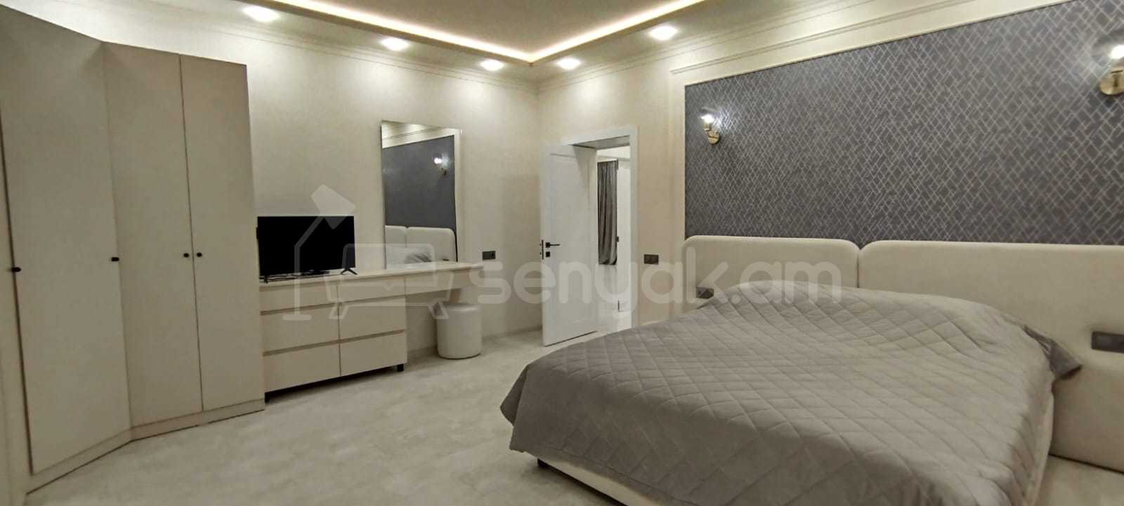 5 Սենյականոց Շքեղ Առանձնատուն, 300քմ, Լողավազանով