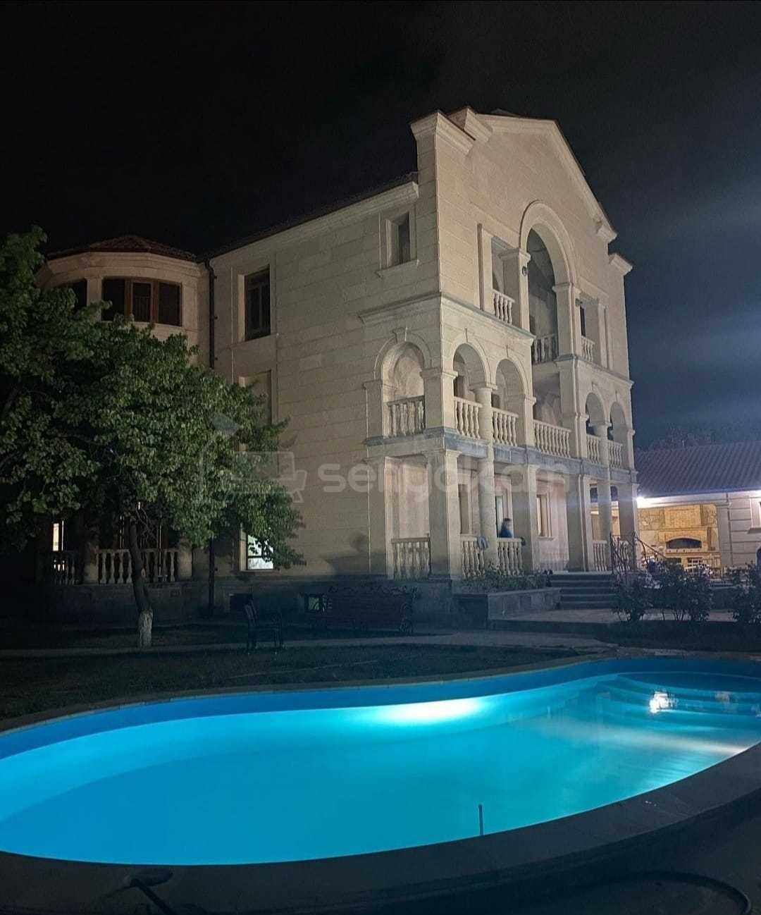 5 Սենյականոց Շքեղ Առանձնատուն, 300քմ, Լողավազանով