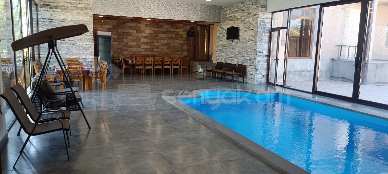 2 Սենյականոց Շքեղ Առանձնատուն, 200քմ, Լողավազանով