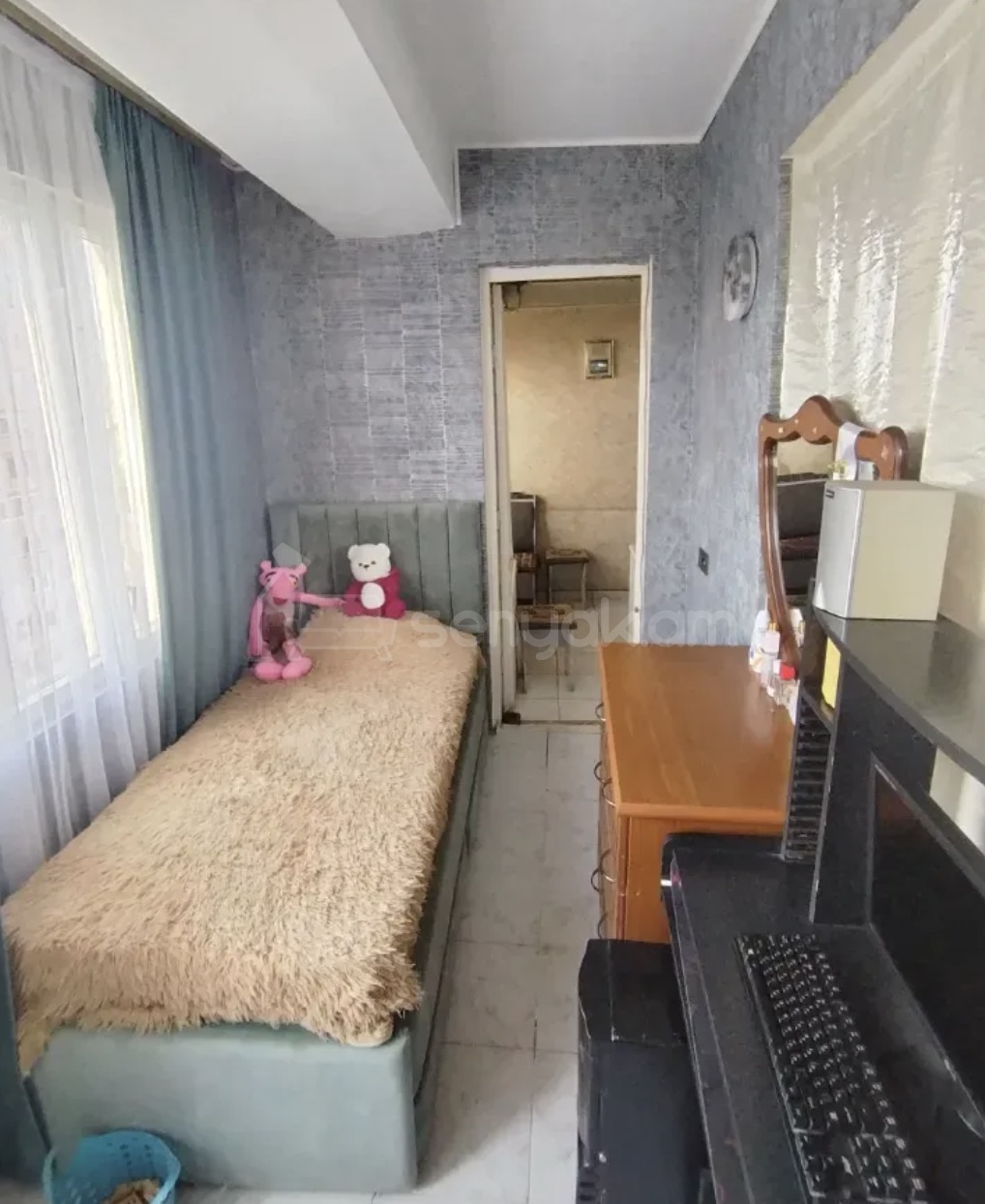 3 Սենյականոց Բնակարան, 83քմ, 11/14 հարկ, Նորմալ Վիճակում