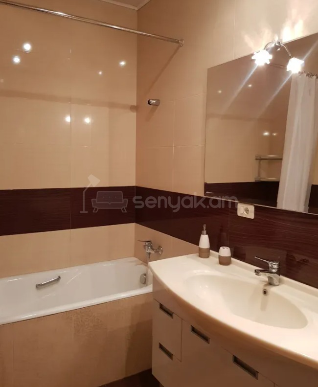 3 Սենյականոց Բնակարան Նորակառույցում, 140քմ, 8/14 հարկ, Դիզայներական Վերանորոգված, Կահավորված, Արևկող