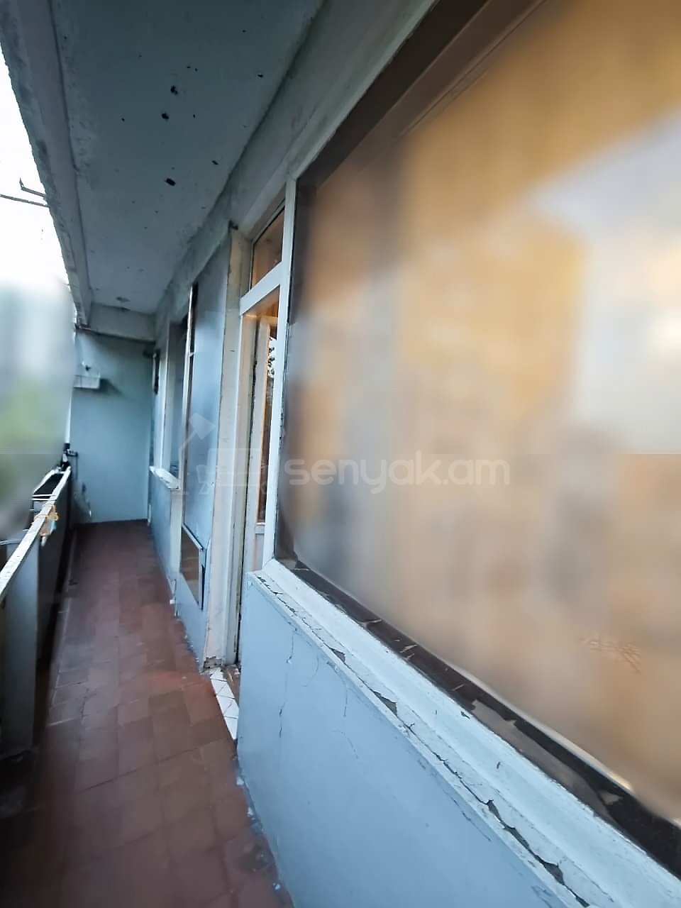 3 Սենյականոց Բնակարան, 91քմ, 6/10 հարկ, Պետական Վիճակում