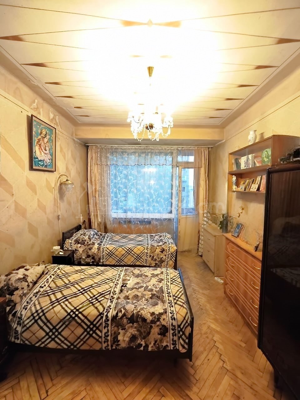 3 Սենյականոց Բնակարան, 91քմ, 6/10 հարկ, Պետական Վիճակում