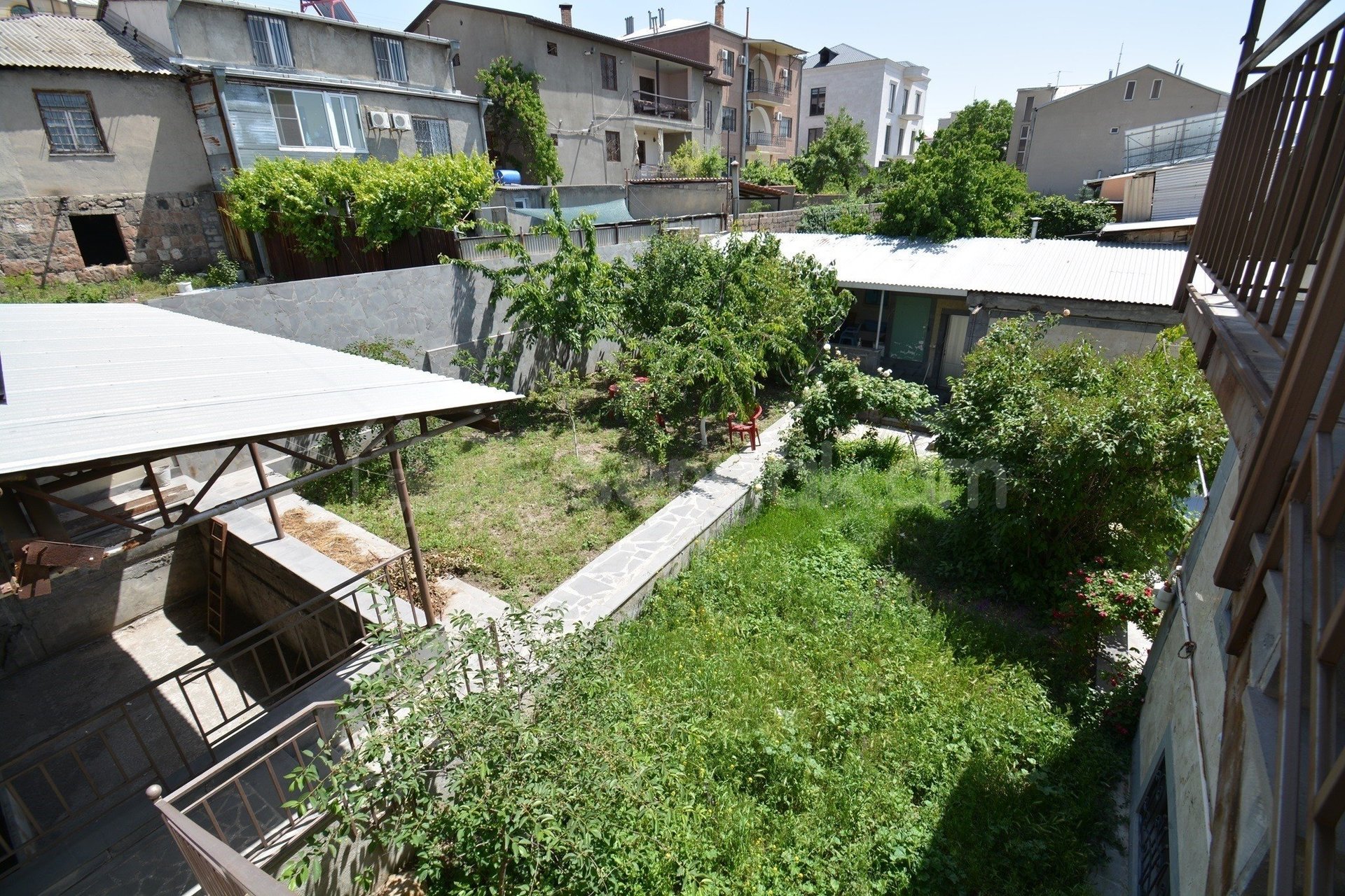 4 Սենյականոց Սեփական Տուն, 400քմ, Կապիտալ Վերանորոգված, Ավտոտնակով