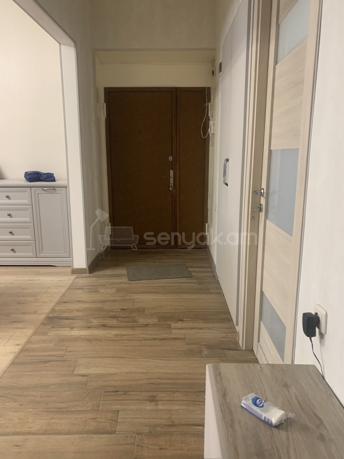 2 Սենյականոց Բնակարան Քարե Շենքում, 75քմ, 2/4 հարկ, Կապիտալ Վերանորոգված, Կահավորված, Արևկող