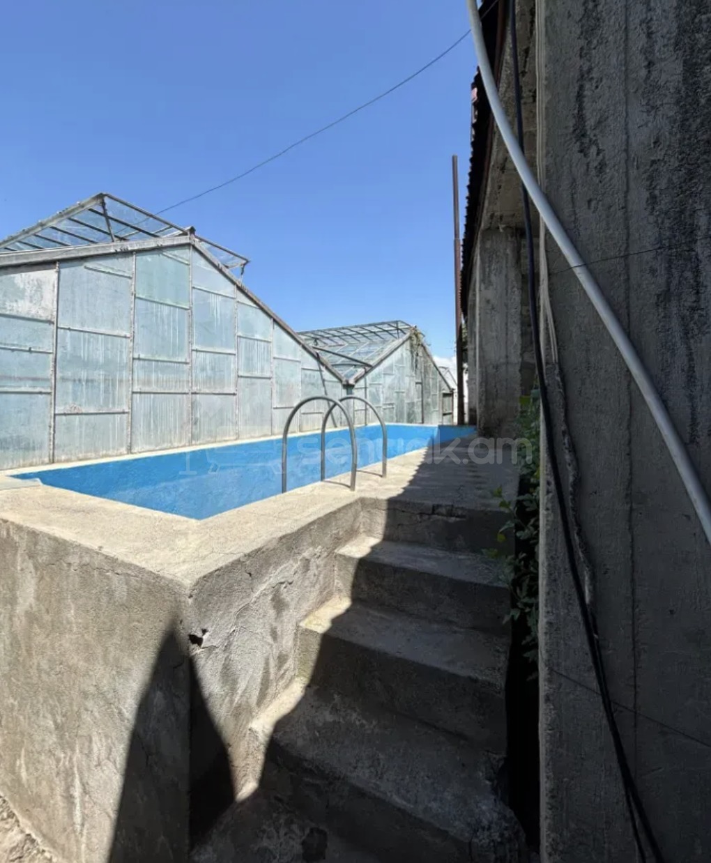 5 Սենյականոց Սեփական Տուն, 300քմ, Նորմալ Վիճակում, Ավտոտնակով