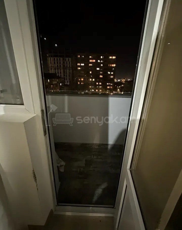 3 Սենյականոց Բնակարան, 80քմ, 6/10 հարկ, Կապիտալ Վերանորոգված