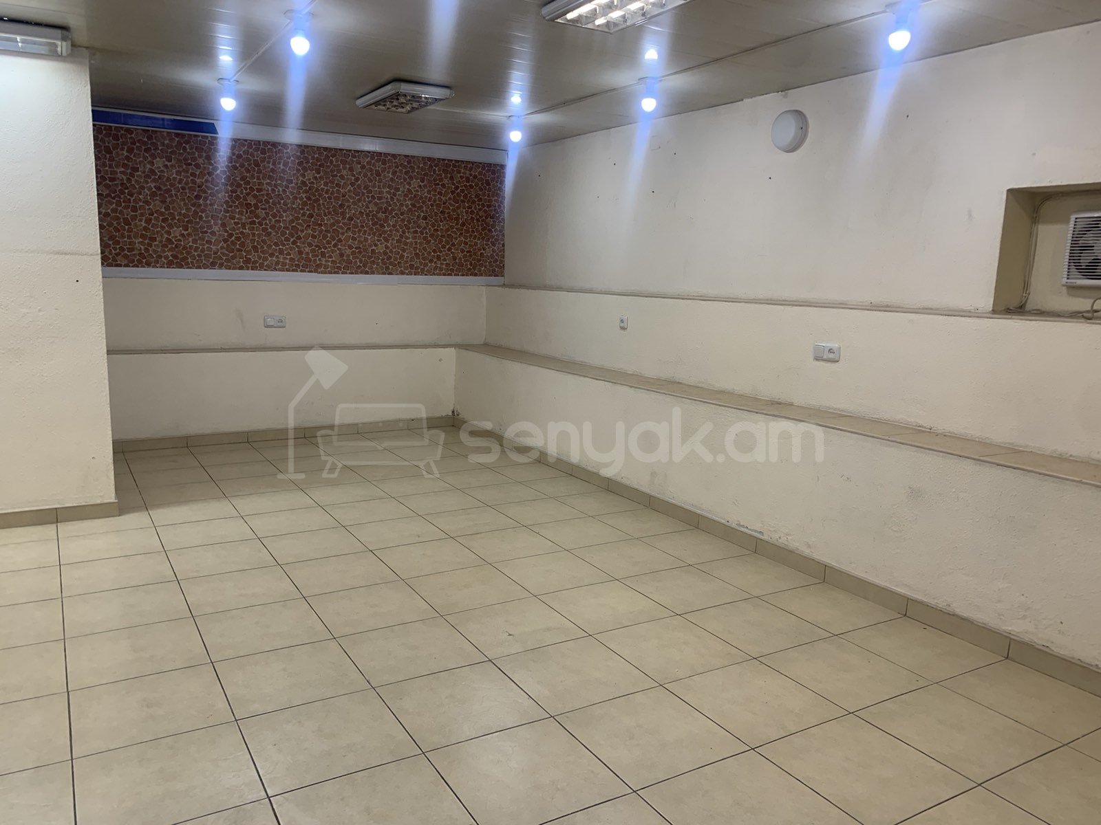 Սպասարկման Տարածք, 40քմ