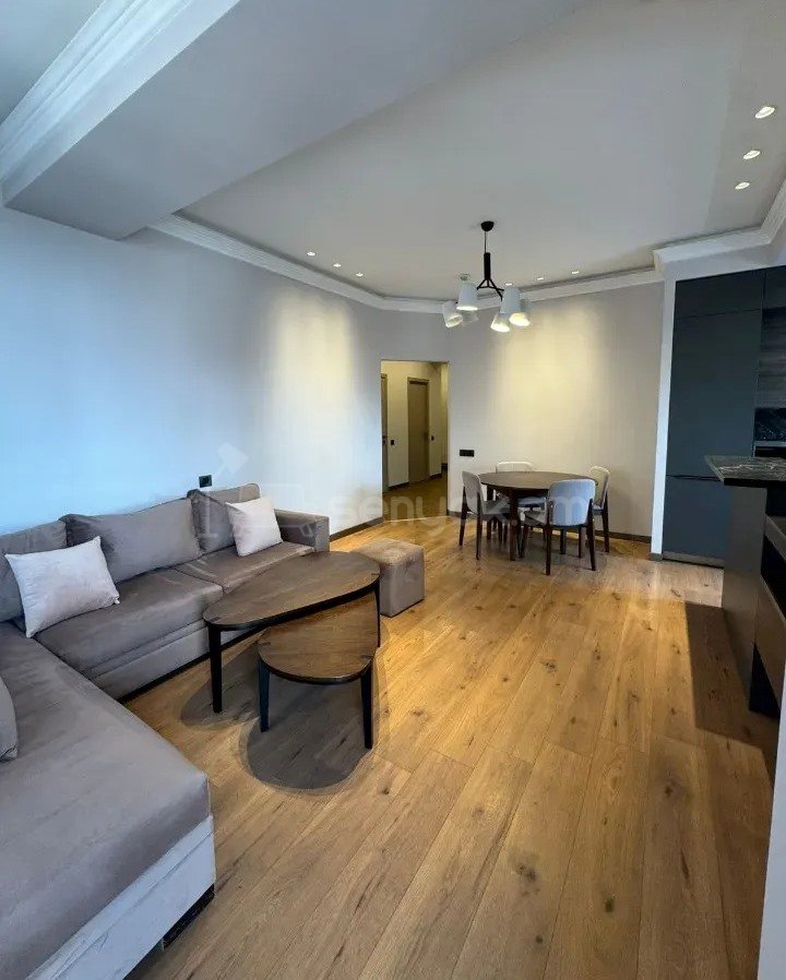 3 Սենյականոց Բնակարան Նորակառույցում, 76քմ, 9/12 հարկ, Կապիտալ Վերանորոգված