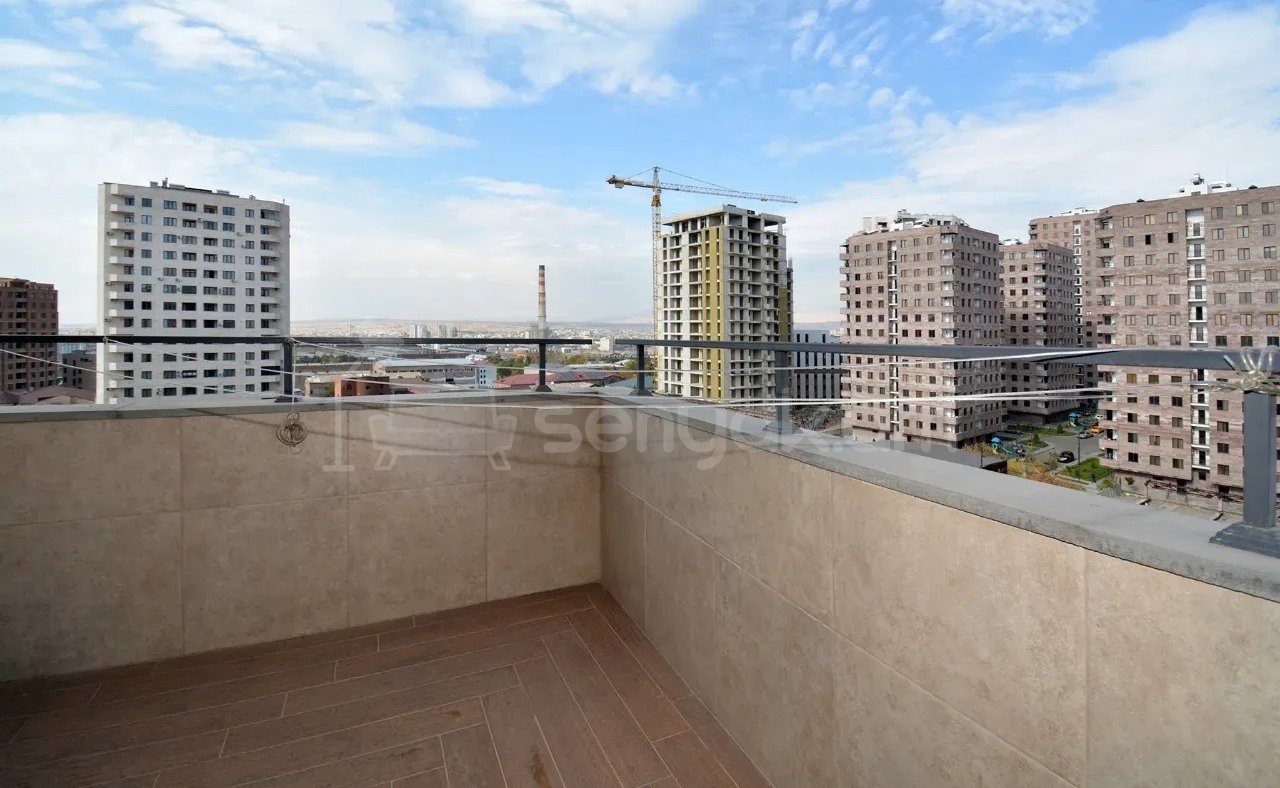 3 Սենյականոց Բնակարան Նորակառույցում, 76քմ, 9/12 հարկ, Կապիտալ Վերանորոգված