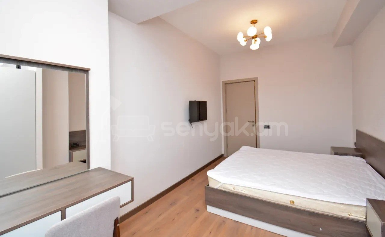 3 Սենյականոց Բնակարան Նորակառույցում, 76քմ, 9/12 հարկ, Կապիտալ Վերանորոգված