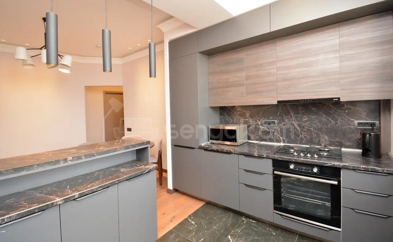 3 Սենյականոց Բնակարան Նորակառույցում, 76քմ, 9/12 հարկ, Կապիտալ Վերանորոգված