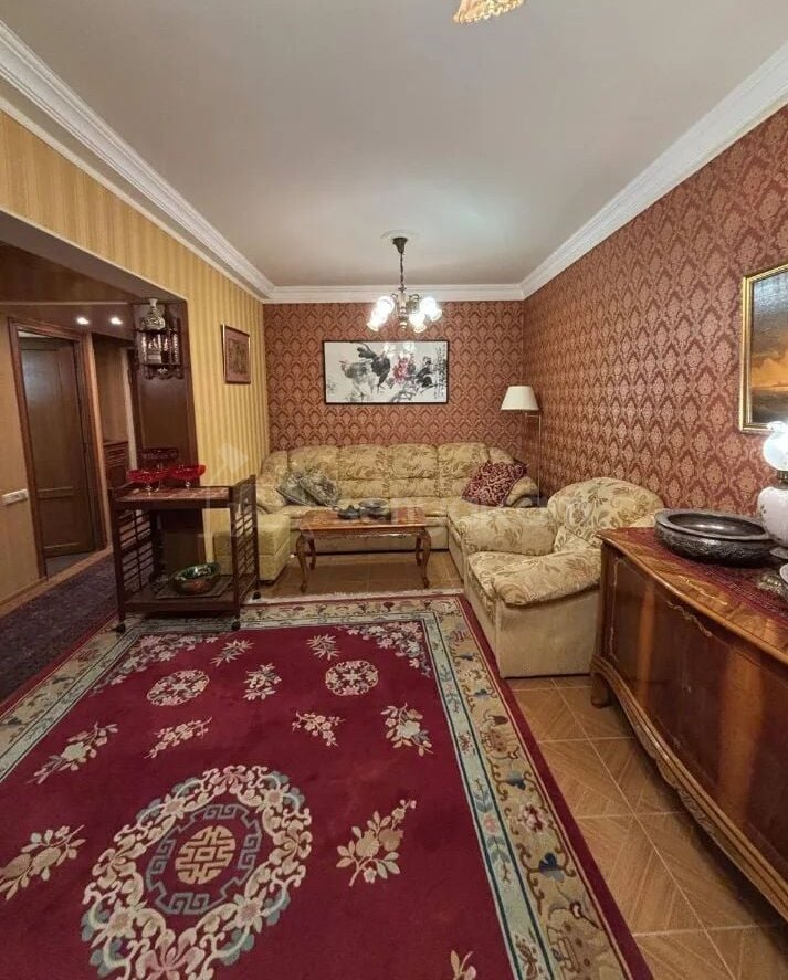 1 Սենյականոց Բնակարան Քարե Շենքում, 44քմ, 7/8 հարկ, Դիզայներական Վերանորոգված, Կահավորված