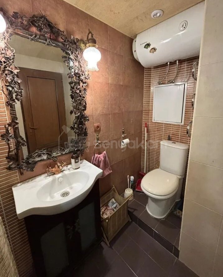 1 Սենյականոց Բնակարան Քարե Շենքում, 44քմ, 7/8 հարկ, Դիզայներական Վերանորոգված, Կահավորված