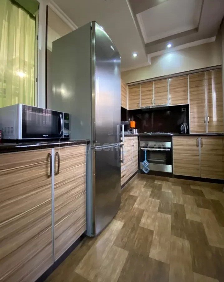 4 Սենյականոց Բնակարան, 95քմ, 3/10 հարկ, Դիզայներական Վերանորոգված